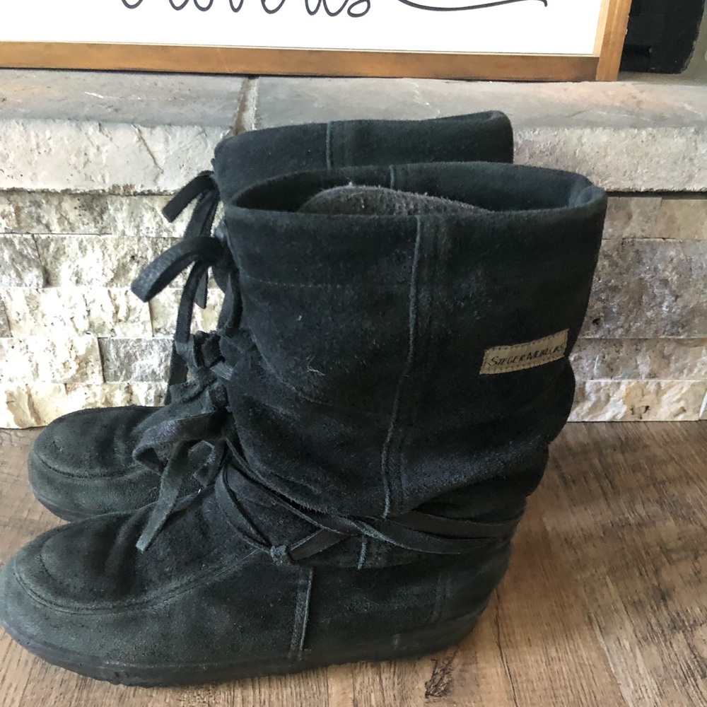 Steger mukluks